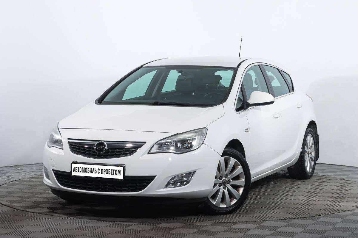 Opel Astra Hatchback 2010