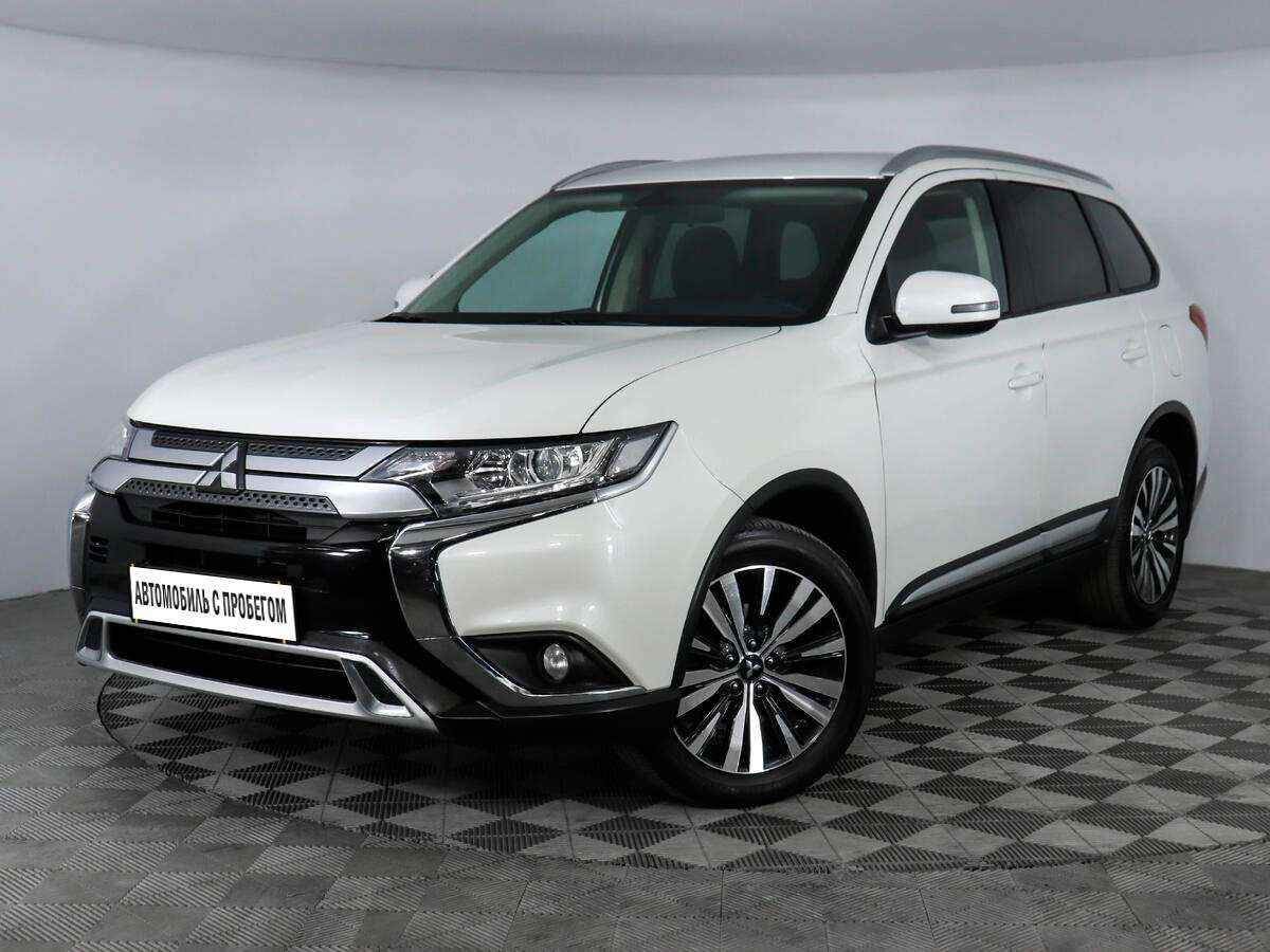 Купить Б/У Mitsubishi Outlander CVT 2019 с пробегом 82 416 км - автосалон  Урус Эксперт